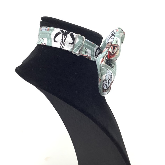 Star Wars: Mandalorian Handcrafted Bow Tie - Comic Book Collection - Picture 7 of 9